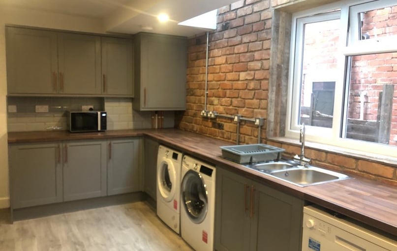 Hubert Road, Selly Park, Birmingham - Image 1